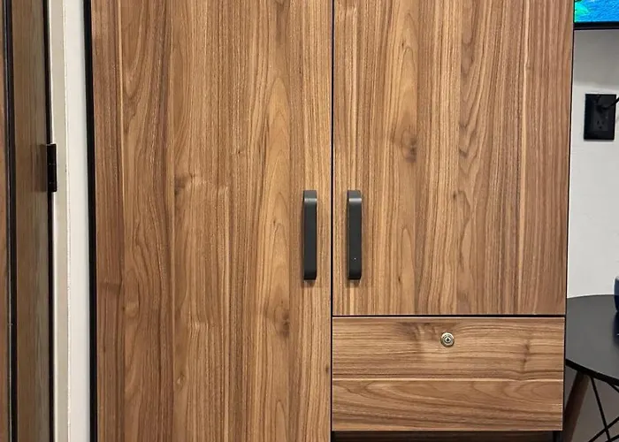 Privada En Condesa Ideal 1 Persona Bano Semiprivado *