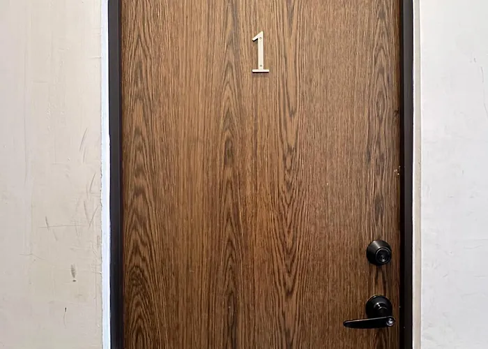 Privada En Condesa Ideal 1 Persona Bano Semiprivado